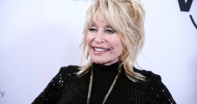 How Dolly Parton Became A ‘Buffy The Vampire Slayer’ Producer