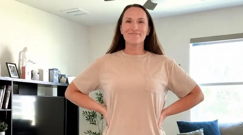 I have lipedema, a common chronic condition that makes my legs puffy. These 3 habits help me reduce inflammation.