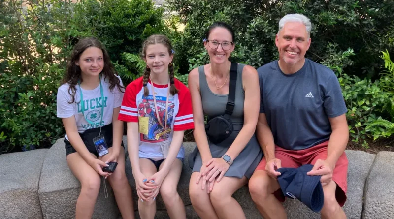 I saved over $1,900 on my family trip to Orlando using credit card points. These are the hacks I used.