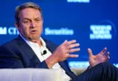 Investors like Versant's plan for its cable TV business: Buybacks and digital growth.