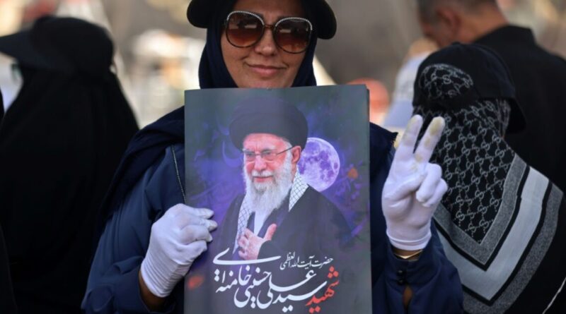 Iranian pilgrims flood Iraq for first Arbaeen since war