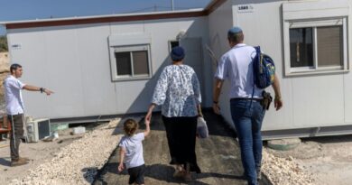 Israel reopens once-closed West Bank settlement