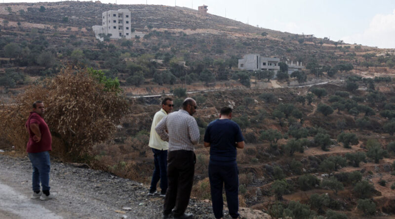 Israeli settlers stage new attack on home in West Bank's Qusra, witnesses say