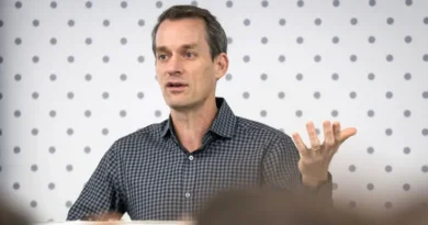 Jeff Dean's hour-by-hour breakdown of his Google exit: an 'emotional' video chat, Yoga at 7, and 'unemployed' at 11:59