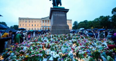 Norway mourns King Harald as new era begins under Haakon VIII