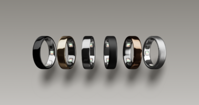 array of 6 Oura rings