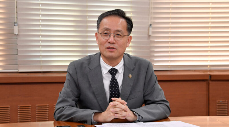 South Korea names veteran technocrat Lee Hyoung-il as new finance chief in cabinet reshuffle
