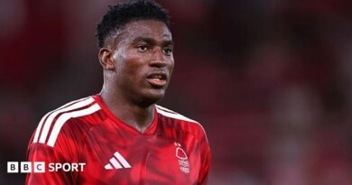 Taiwo Awoniyi playing for Nottingham Forest