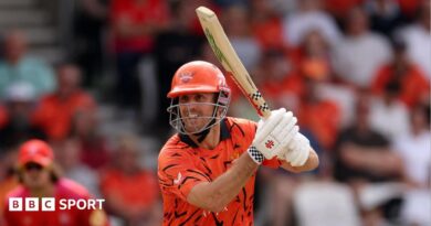Mitchell Marsh batting for Sunrisers Leeds