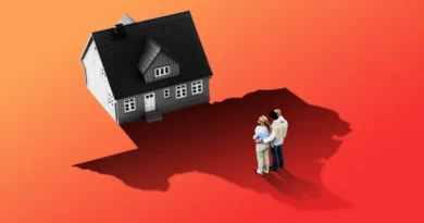 They bought homes at the peak of Austin's housing boom. Now they're taking devastating losses.