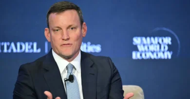 This is the career advice PwC's US CEO says he gives to his kids about MBAs and consulting