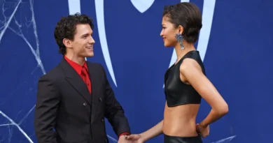 Tom Holland and Zendaya's PR strategy is leaving millions on the table. Pros say that's a good thing.