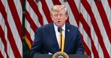 Trump signs executive order to rename Lake Ontario 'Lake America'