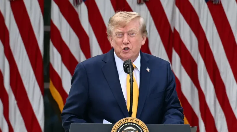 Trump signs executive order to rename Lake Ontario 'Lake America'
