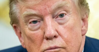 Trump threatens to bomb Oman if it gets in way of Iran deal