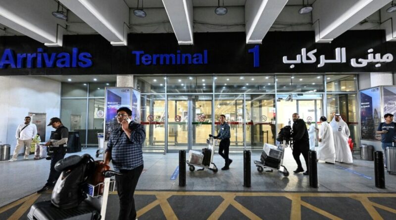 US embassies urge citizens to consider departing Middle East