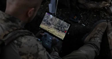 US tech is powering Ukraine's drone war. Officers fear it's created a serious vulnerability for Kyiv.