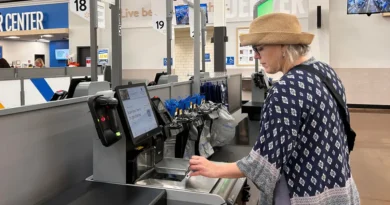 Walmart is giving shoppers something they've wanted for years: Apple Pay