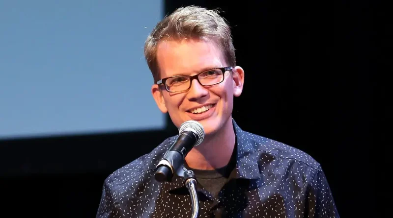 YouTube star Hank Green says he's relied 'too heavily' on AI in an apology to fans