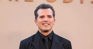 'The Odyssey' actor John Leguizamo says his wife helps keep his ego in check