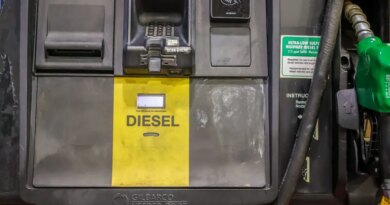 $9.999 and maxed out: California diesel prices overwhelm pump displays as global supply crunch worsens | Fortune