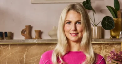 A gut health scientist shared 3 recipes that help her eat 30 grams of fiber a day, from noodles to chocolate slices