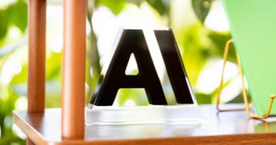 Anthropic tells investors it will be profitable for second straight quarter