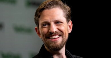 Automattic's interim CEO and legal chief signed reciprocal severance deals during Mullenweg's brief ouster | TechCrunch