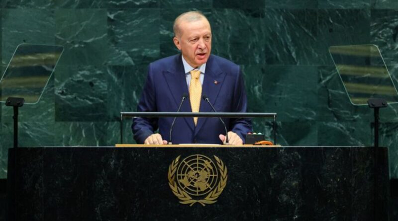 Court convicts Turkish comedian of insulting president but orders release, broadcaster says