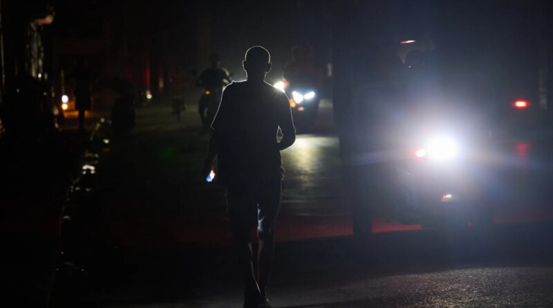 Cuba works to restore power after another major nationwide blackout