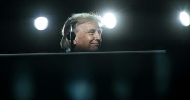 Defiant Iran seeks to bruise Trump ahead of midterms