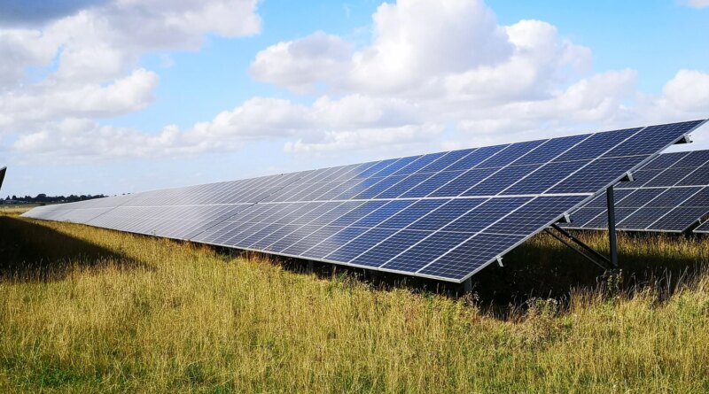 First Solar: Noise Down, Stock Up (NASDAQ:FSLR)