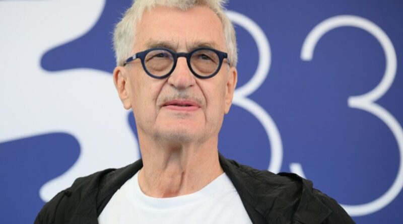 German director Wenders clarifies views on film and politics