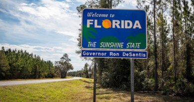 welcome to florida sign