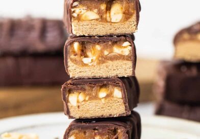 Homemade Snickers Protein Bars