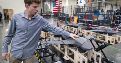 How a Gen Zer built a $3.7 billion defense tech startup backed by Sequoia | Fortune