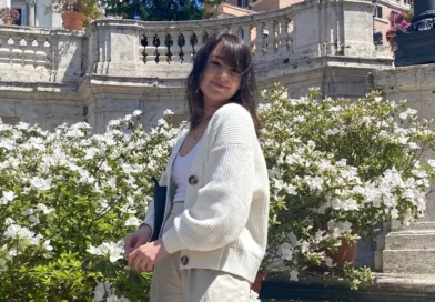 I spent a year abroad in my 20s and thought it cured my anxiety. I was wrong, but full-time travel helps me live with it.