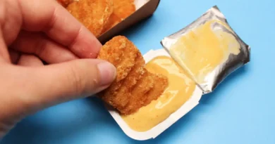 I tried chicken nuggets from 6 fast-food chains and ranked them from worst to best