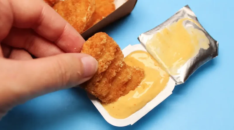 I tried chicken nuggets from 6 fast-food chains and ranked them from worst to best