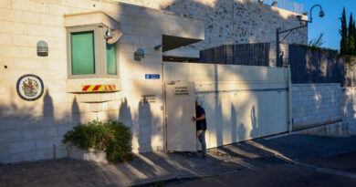 Israel tells British consulate in East Jerusalem to close within 30 days, sources say