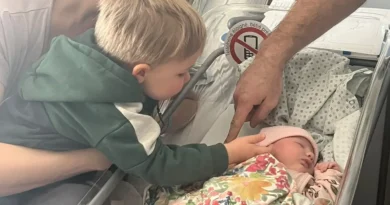 I've had 2 babies in France. As an American, the biggest shock was never getting a hospital bill.