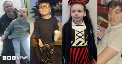 Four close-ups: (l-r) A woman holds her daughter in her arms, both are laughing laughing, a young boy in front of a Christmas tree, a girl in fancy dress, an older boy wearing a white shirt.