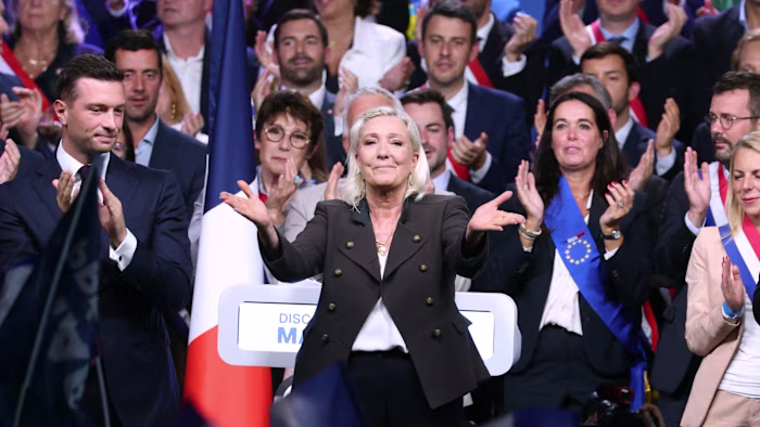 Marine Le Pen vows to put French citizens first in campaign launch
