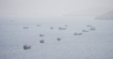 New report of attack on Strait of Hormuz shipping fans fears of threats to oil supplies