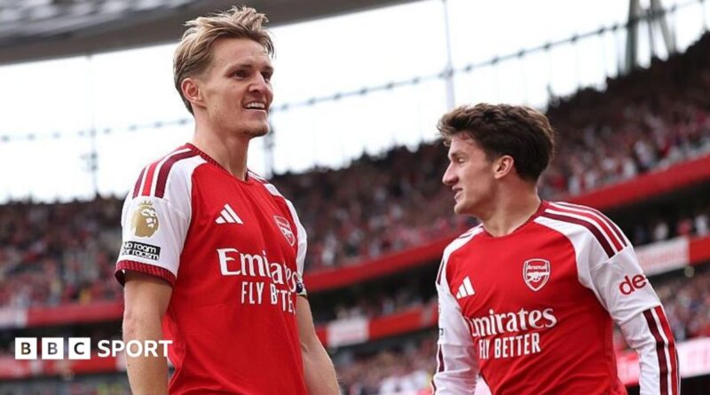 Martin Odegaard celebrates his goal with Arsenal's fans