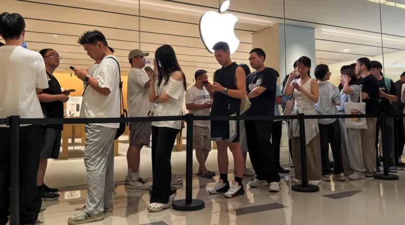 Photos show people lining up around the world for the iPhone 18 Pro launch