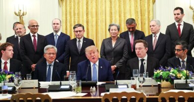 Pledge signed by President Trump and top AI leaders misspells the United States | TechCrunch
