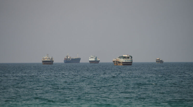 Shipping traffic via Strait of Hormuz stays below 10-day average, data shows