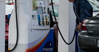 Trump says he is rolling back Biden-era US fuel economy rules for cars