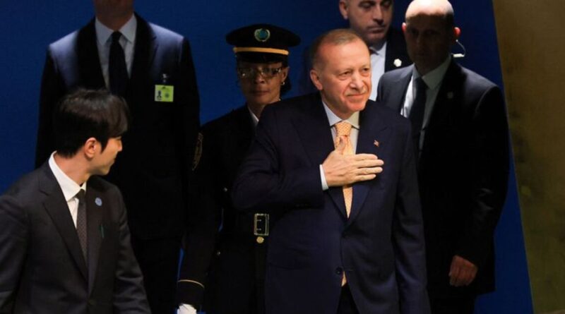 Turkey's Erdogan tells Ukraine's Zelenskiy that Black Sea attacks are inexplicable